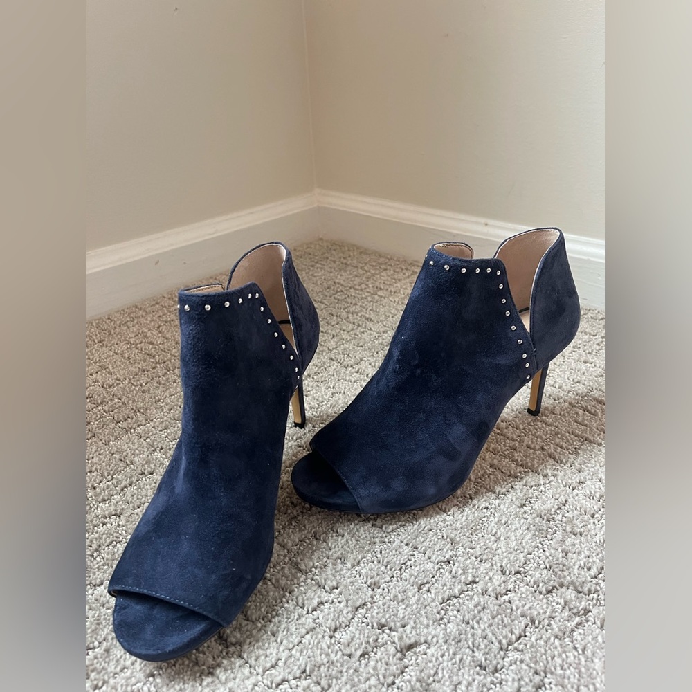 White House Black Market Navy Studded Heels